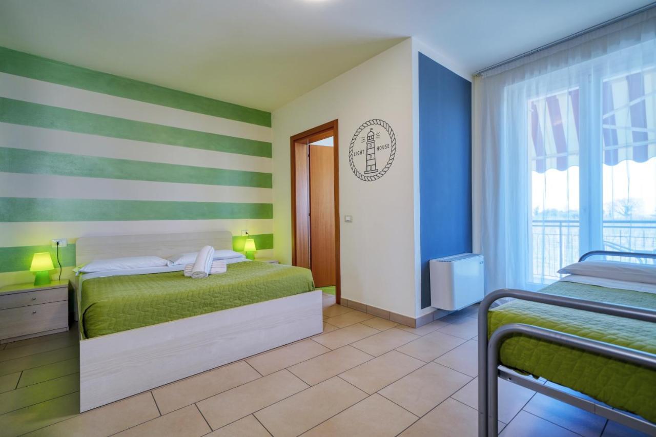 The Lighthouse Rooms Lazise Bagian luar foto