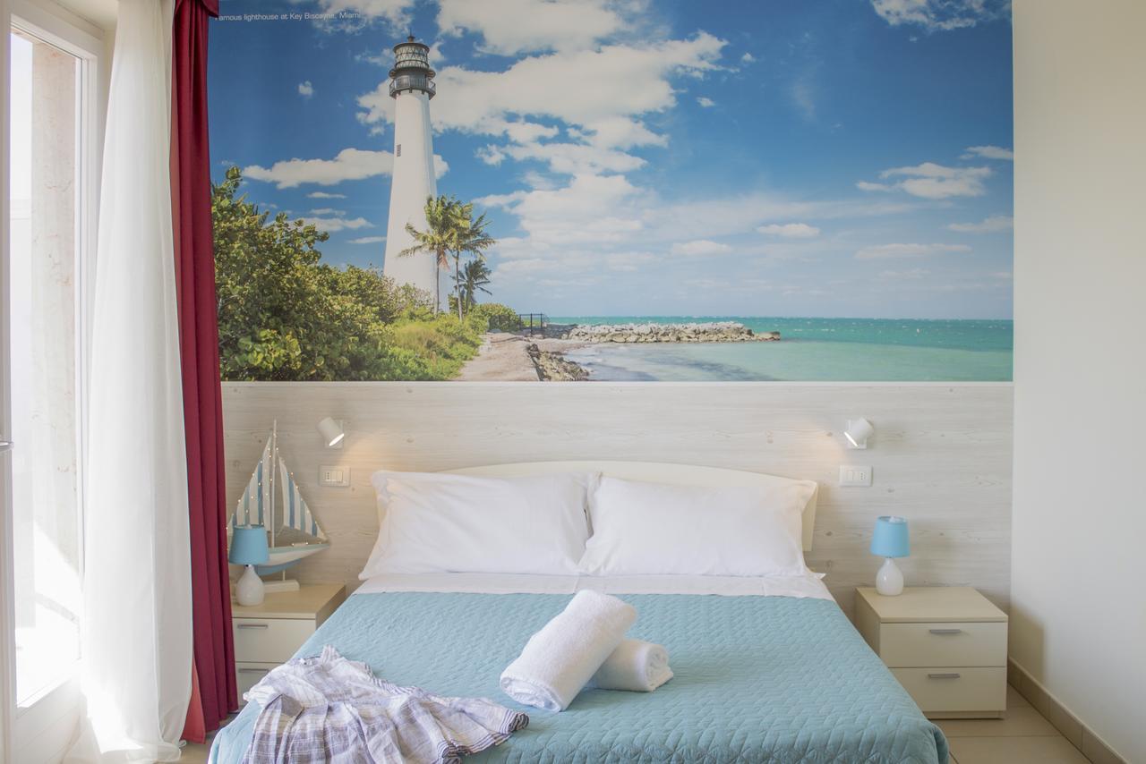 The Lighthouse Rooms Lazise Bagian luar foto