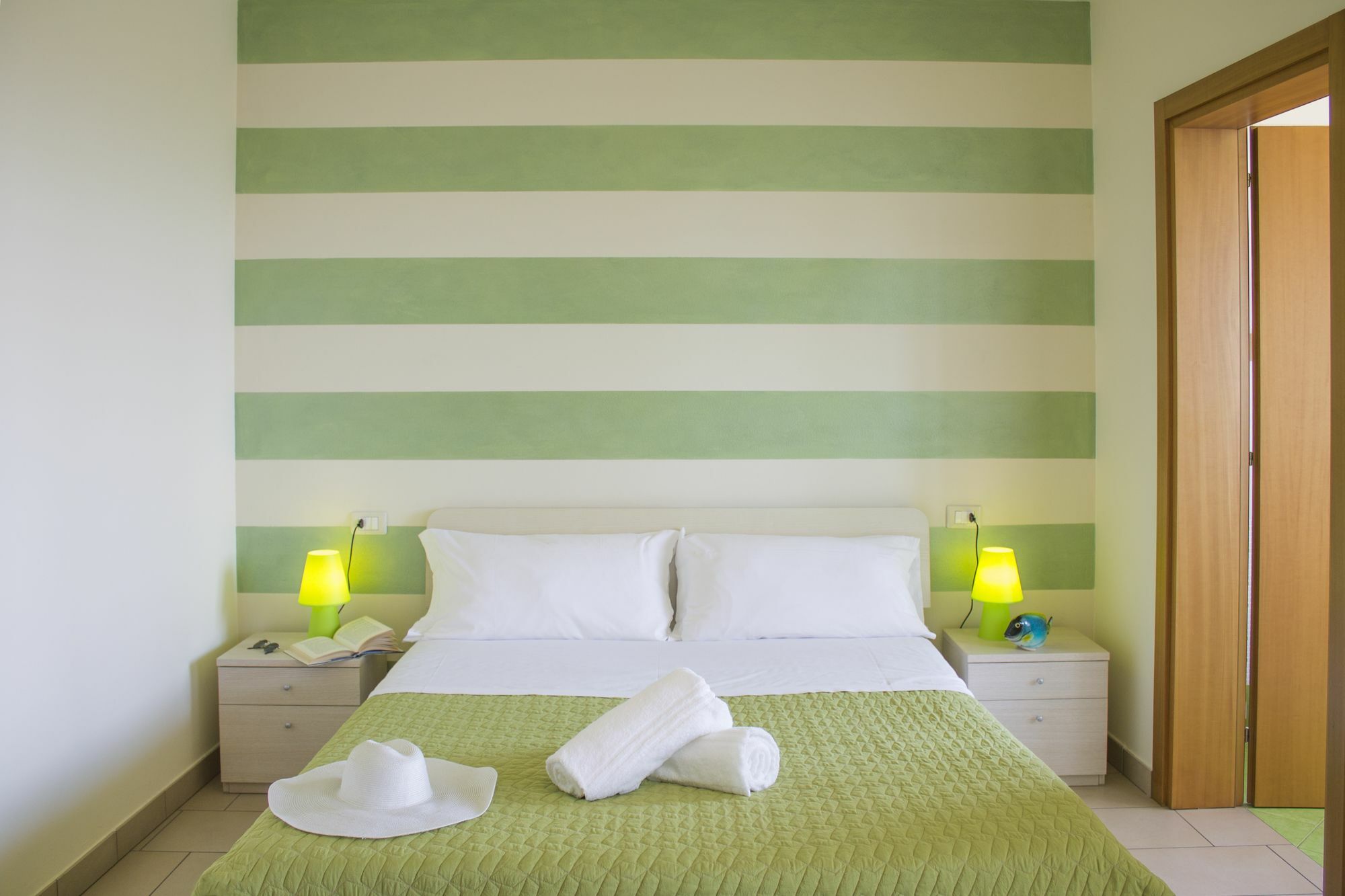 The Lighthouse Rooms Lazise Bagian luar foto